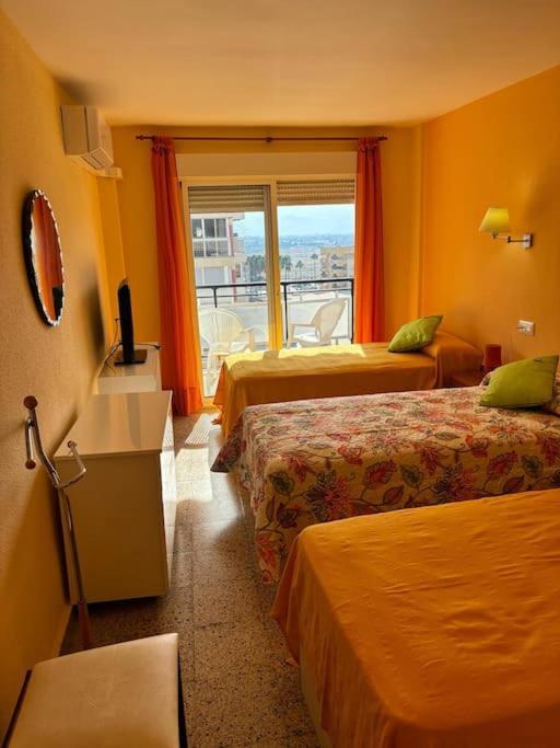 Acogedor 200 Metros Playa Apartment *