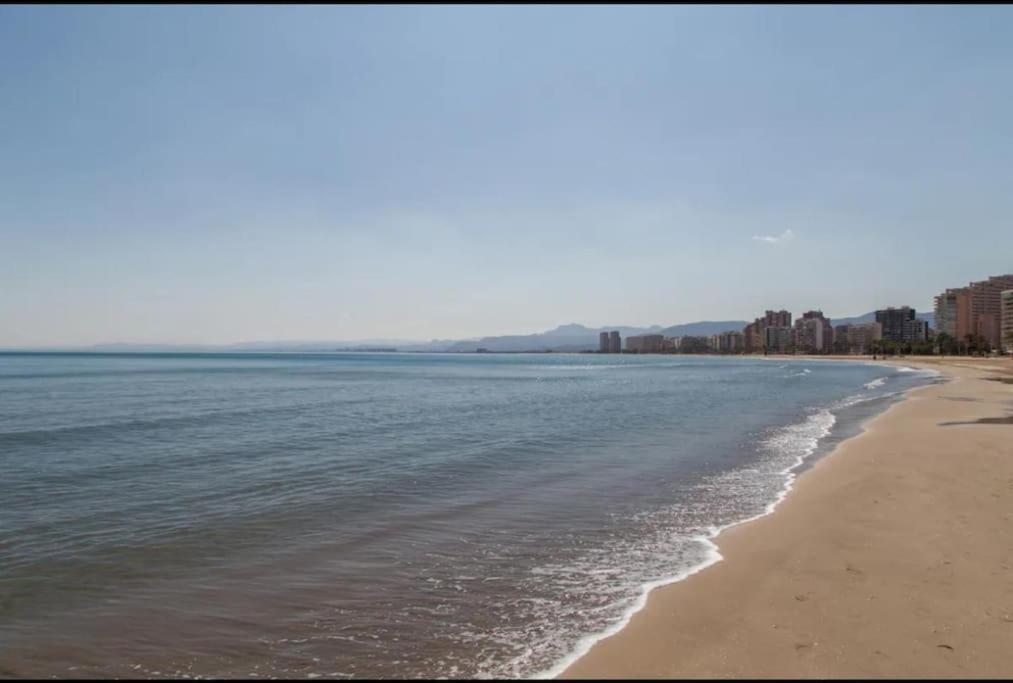Acogedor 200 Metros Playa Apartment